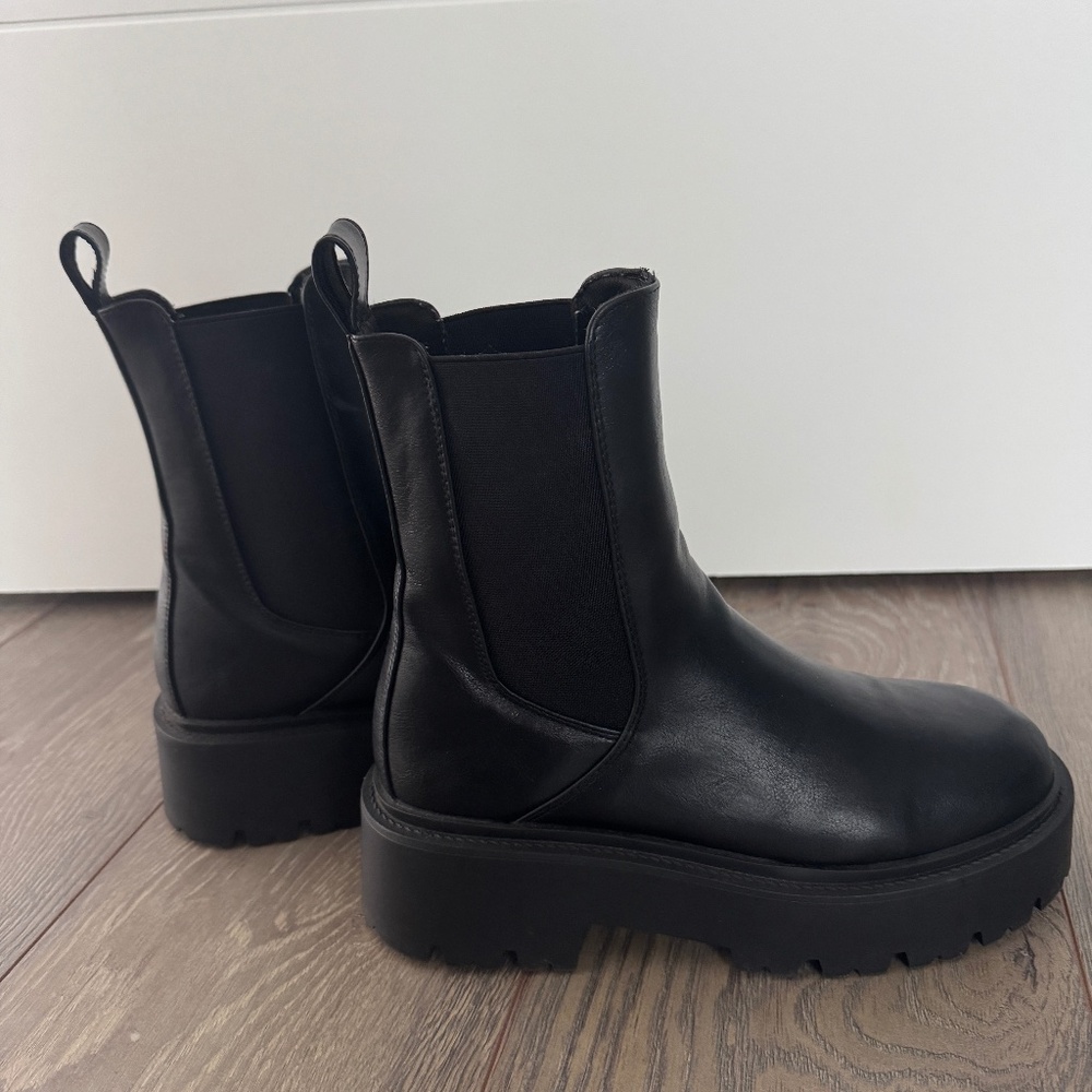 Black boots
